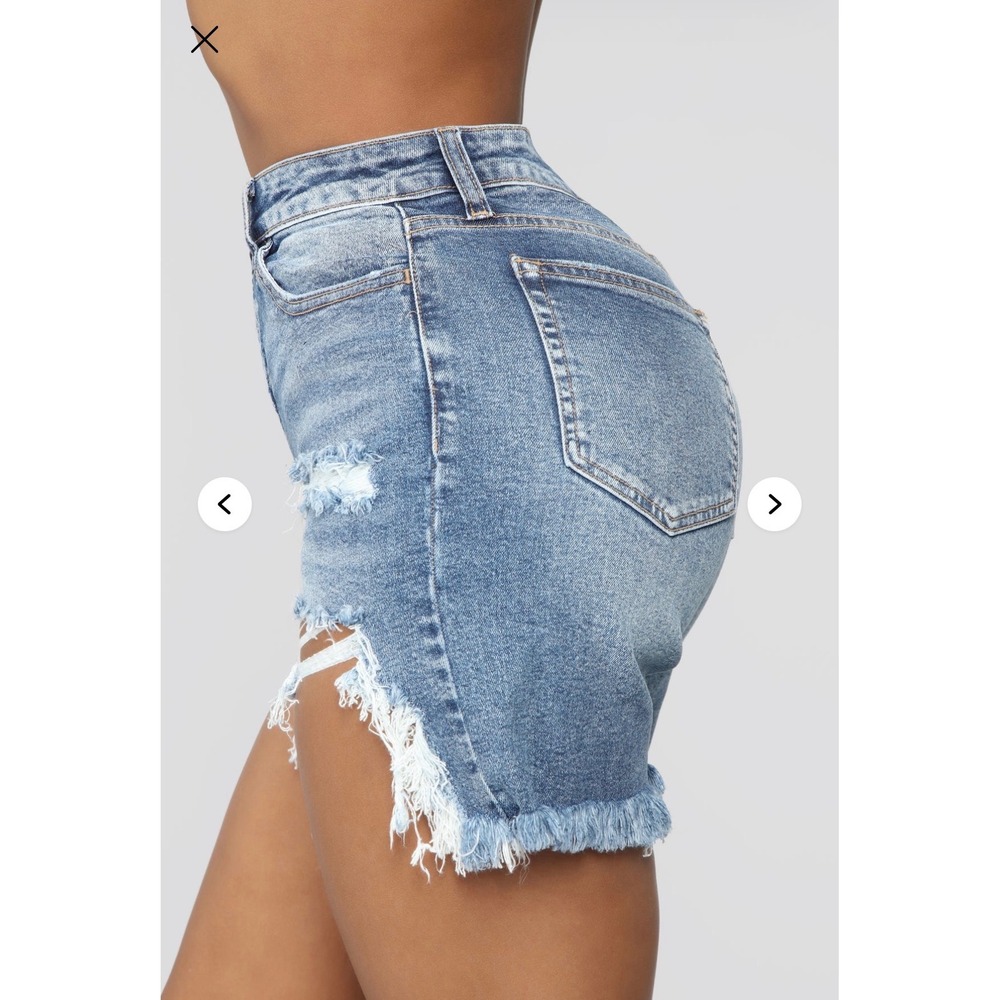 Fashion Nova Envy Me Distressed Bermuda Shorts Blue Wash Size 9 High Rise denim